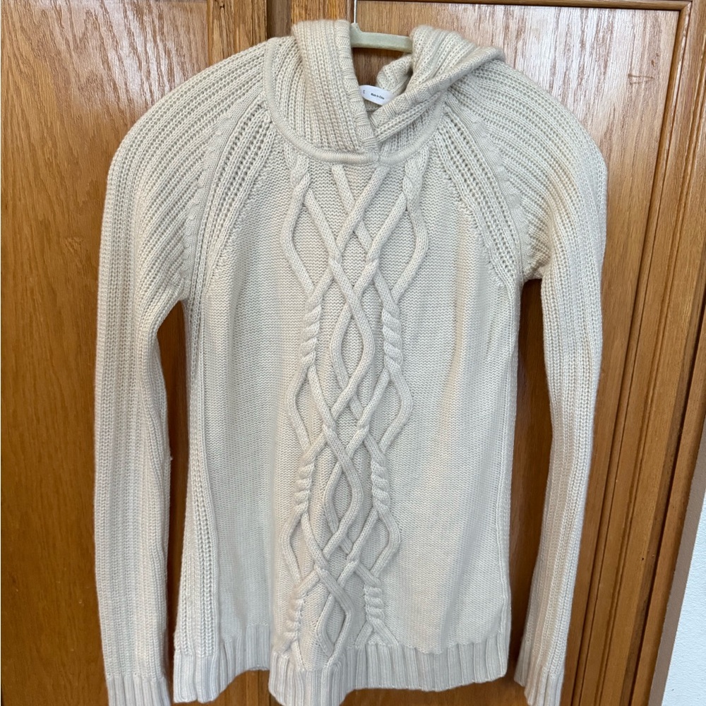 Athleta 100% Merino Wool Cream Cable Knit Sweater